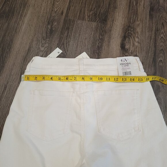 Gloria Vanderbilt All Around Slimming Effect Capri White Jean – Size 8 - NWT - Picture 3 of 12
